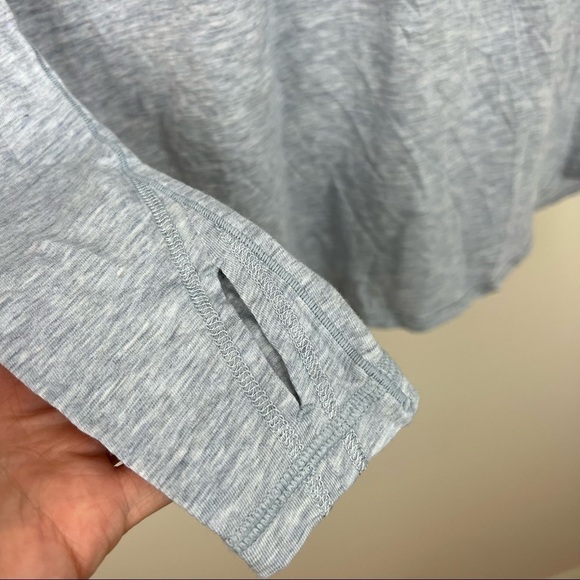 Ivivva‎ Girls Gray Long Sleeve Workout Shirt - Picture 5 of 10